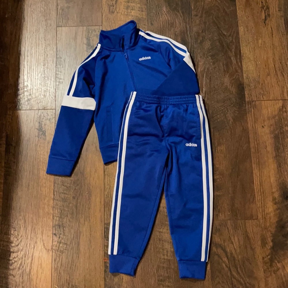 Adidas Boys Track Suit Size 4 Blue and White NWOT
